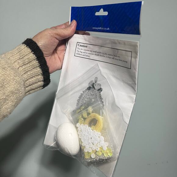 Ells Bells Pinfair UK  Lemon Sherbert Easter Egg Sequin Bead Ornament Kit PA90 - Picture 5 of 5